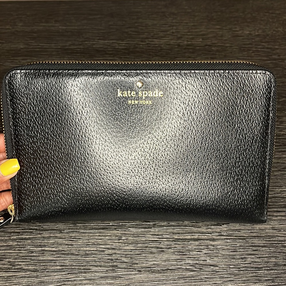 Kate Spade - Picture 2 of 8